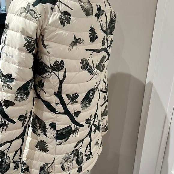 Floral Print Women's Jacket - Cream and Black - Picture 4 of 10